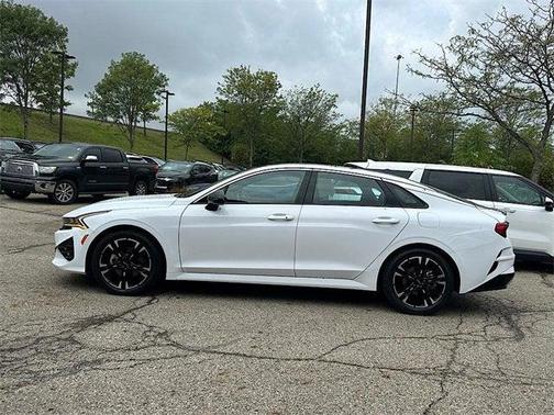 2023 Kia K5 GT-Line