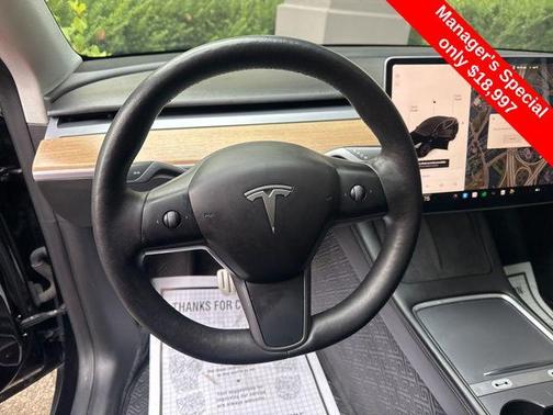 2022 Tesla Model Y Performance Dual Motor All-Wheel Drive
