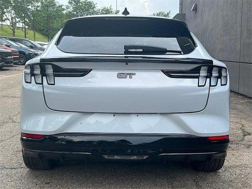 2022 Ford Mustang Mach-E GT
