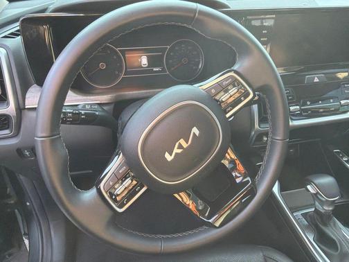 Aruba Green 2023 Kia Sorento EX