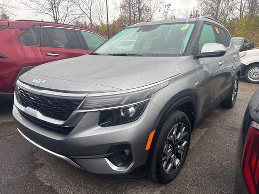 2023 Kia Seltos EX