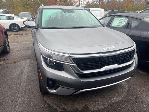 2023 Kia Seltos EX