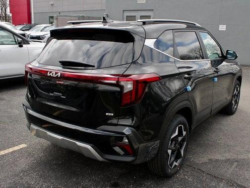 2025 Kia Seltos EX