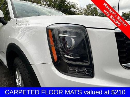 2022 Kia Telluride LX