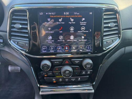 Diamond Black Crystal Pearlcoat 2019 Jeep Grand Cherokee Altitude