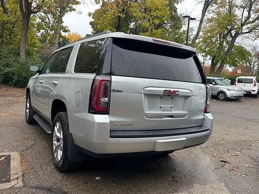 2020 GMC Yukon SLT