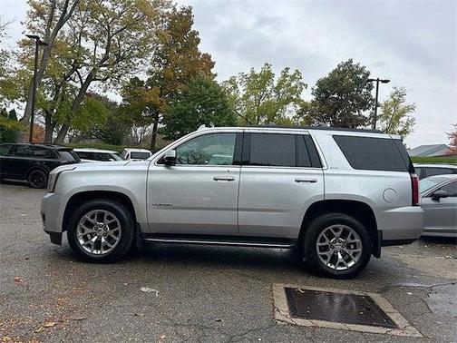 2020 GMC Yukon SLT