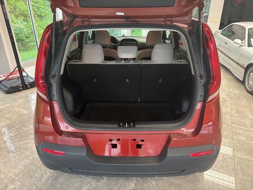 Mars Orange 2020 Kia Soul LX
