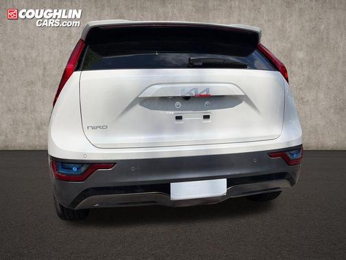 Snow White Pearl 2026 Kia Niro EV Wave