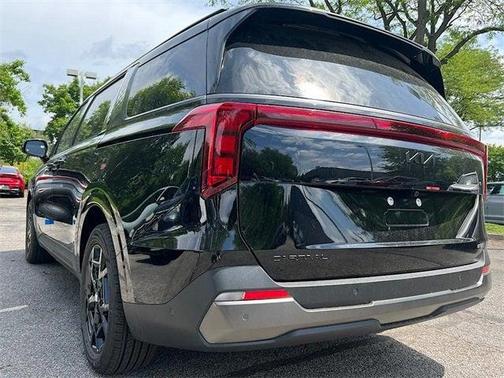 2025 Kia Carnival Hybrid SX