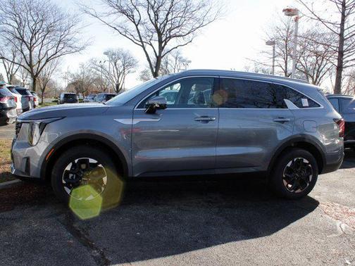 2025 Kia Sorento S