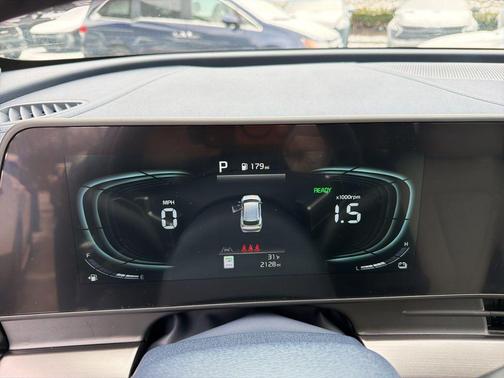 2025 Kia Sportage Hybrid EX