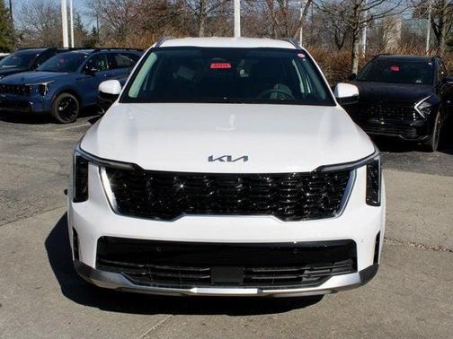 2025 Kia Sorento S