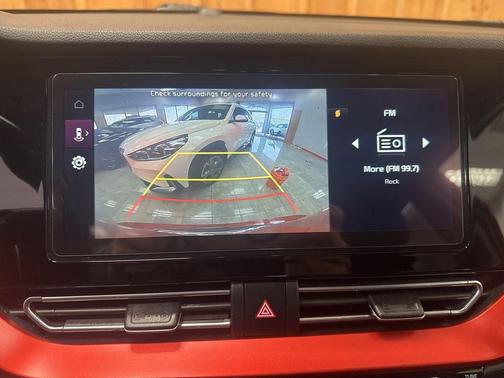 2020 Kia Niro Touring SE