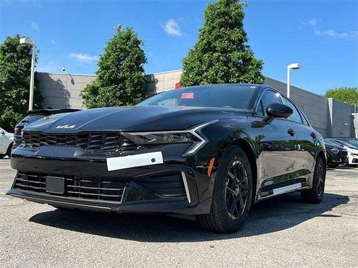 2025 Kia K5 LXS