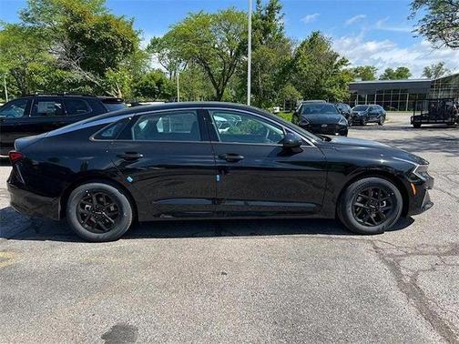 2025 Kia K5 LXS