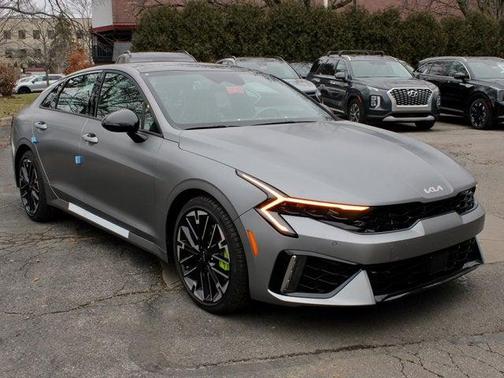 2025 Kia K5 GT