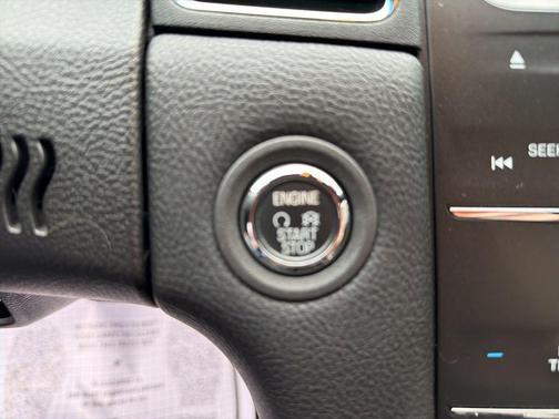 2018 Ford Taurus SEL