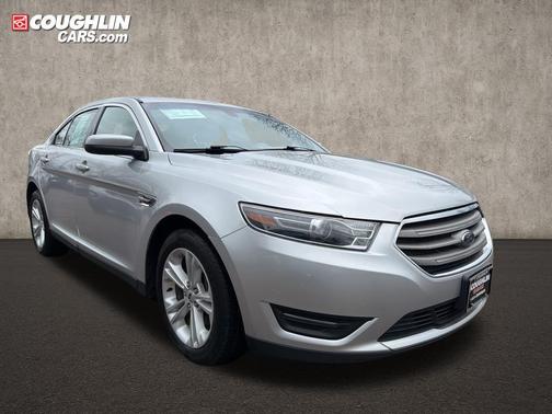 2018 Ford Taurus SEL
