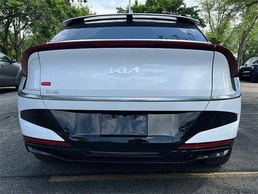 2025 Kia EV6 Wind