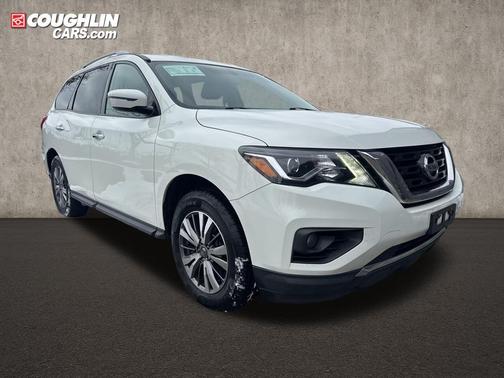 2019 Nissan Pathfinder SV