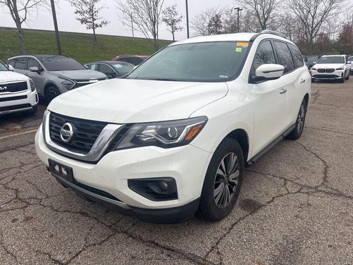 2019 Nissan Pathfinder SV