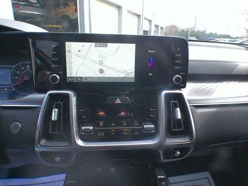 2023 Kia Sorento Hybrid EX