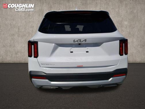 Glacial White Pearl 2026 Kia Sorento LX