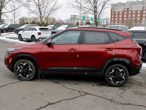 2025 Kia Seltos S