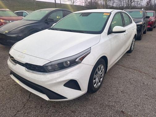 2022 Kia Forte FE