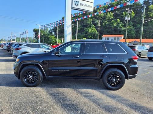 2021 Jeep Grand Cherokee Laredo E