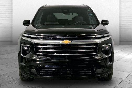 Mosaic Black Metallic 2025 Chevrolet Traverse High Country