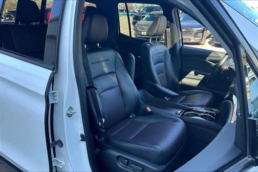 Platinum White Pearl 2022 Honda Ridgeline Black Edition
