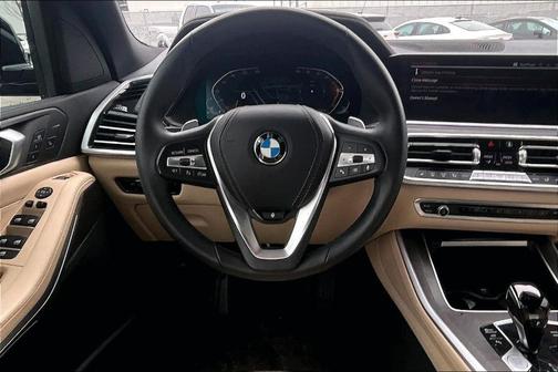 Metallic 2022 BMW X5 xDrive40i