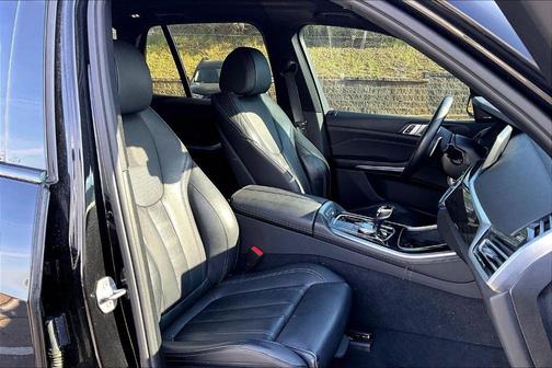 Black Sapphire Metallic 2019 BMW X5 xDrive40i