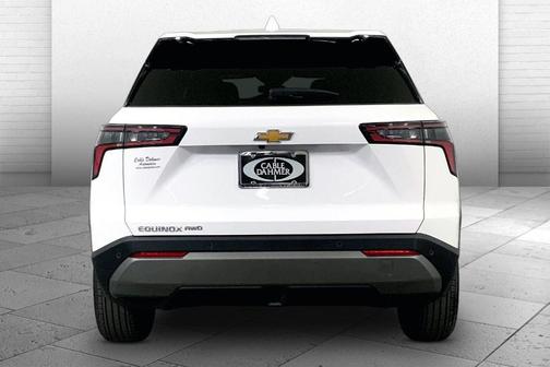 Summit White 2026 Chevrolet Equinox LT