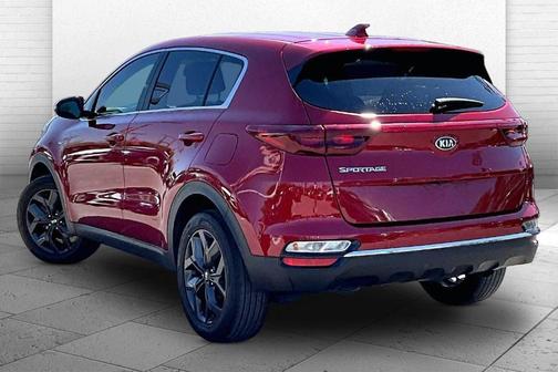 Hyper Red 2022 Kia Sportage LX