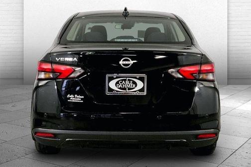 Black 2025 Nissan Versa 1.6 SV