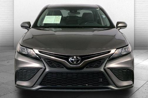 Predawn Gray Mica 2024 Toyota Camry SE