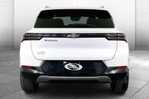 Summit White 2025 Chevrolet Equinox EV LT