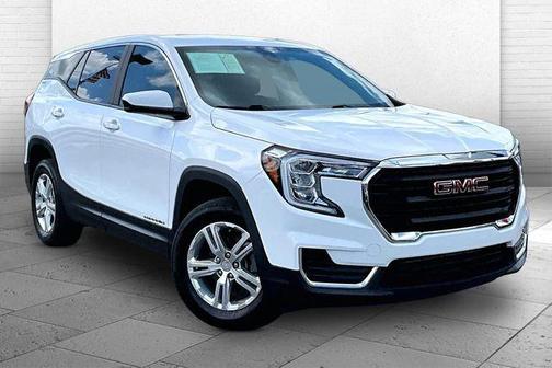 Summit White 2024 GMC Terrain SLE