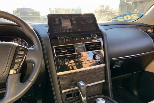 2022 Nissan Armada Platinum