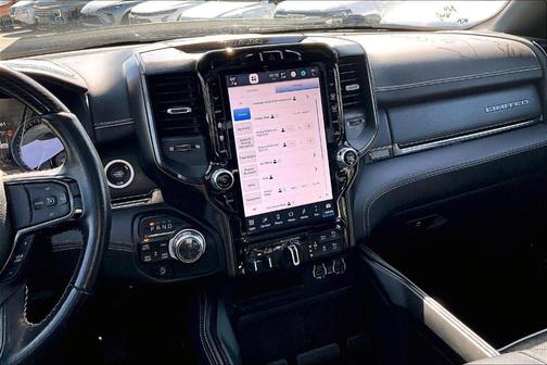 Diamond Black 2022 RAM 1500 Limited
