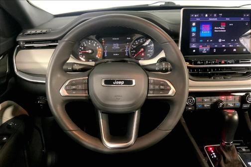 Bright White Clearcoat 2025 Jeep Compass Limited