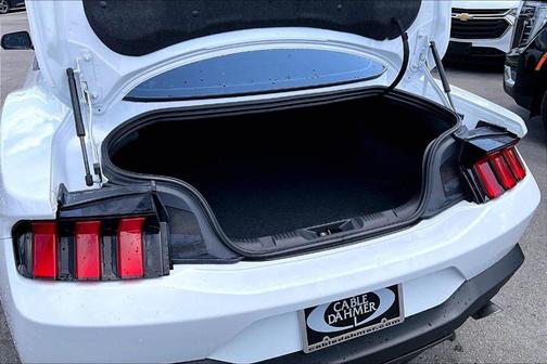 Oxford White 2025 Ford Mustang GT
