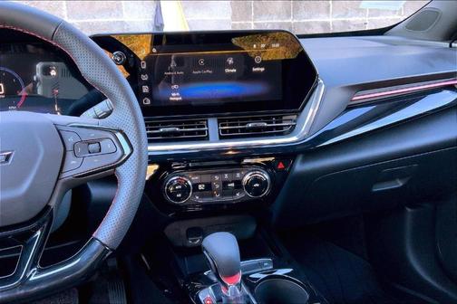 Mosaic Black Metallic 2026 Chevrolet Trax 2RS