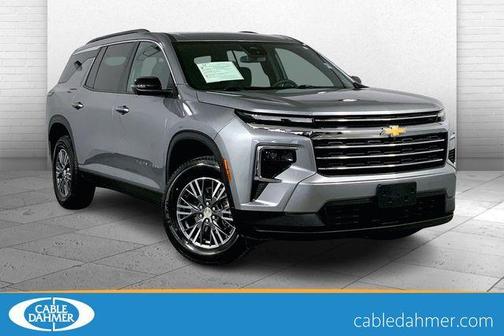 2024 Chevrolet Traverse LT