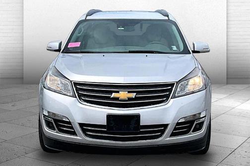 Silver Ice Metallic 2017 Chevrolet Traverse Premier