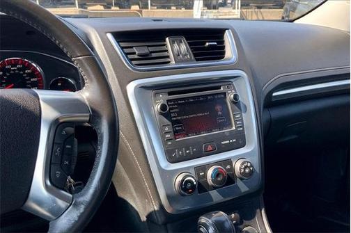 2013 GMC Acadia SLE-2