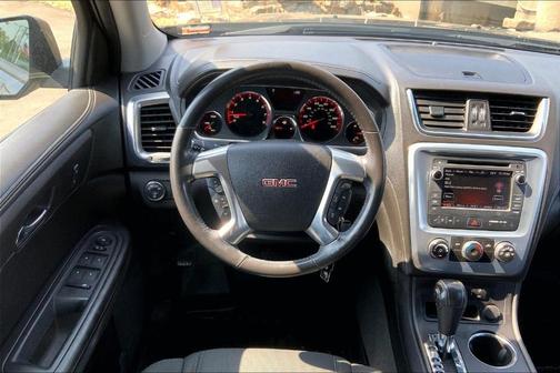 2013 GMC Acadia SLE-2